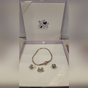 BNIB Genuine Chamila Swarovski Sterling Silver Mothers Day Charm Set - 7.5"